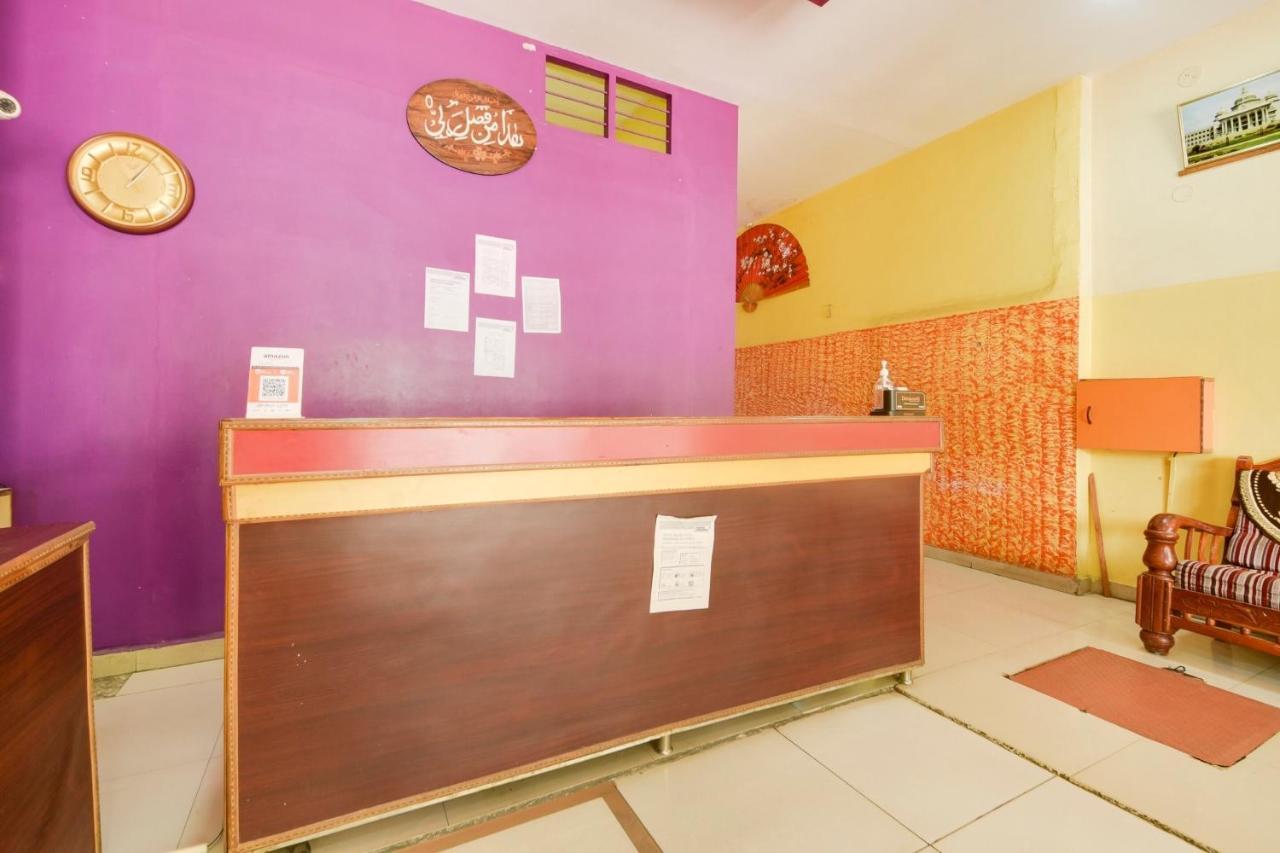 Spot On 74228 Galaxy Comforts Hotel Narasimharaja Puram Exterior photo